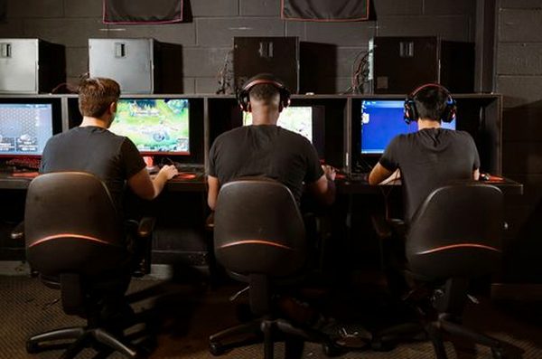 tải game F8bet